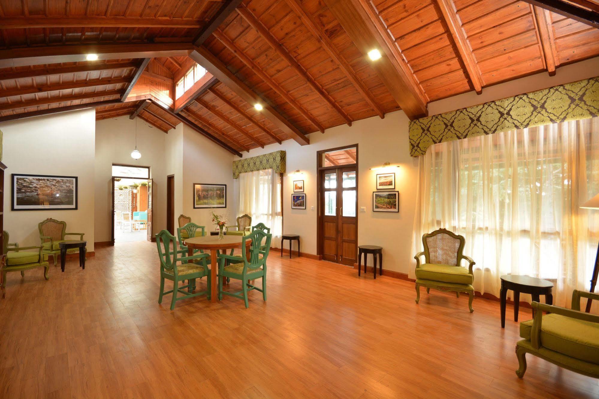 Blusalzz Escapade Anant Rasa Resort - Ranikhet Shitlakhet Eksteriør billede